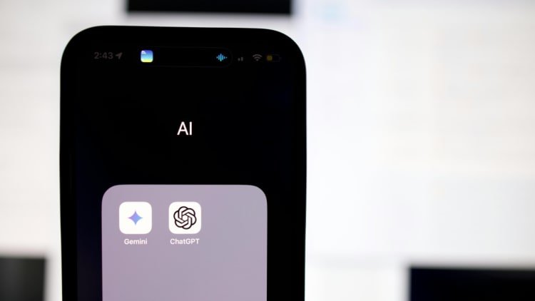 OpenAI lanza dos modelos abiertos de inteligencia artificial que son personalizables y gratuitos